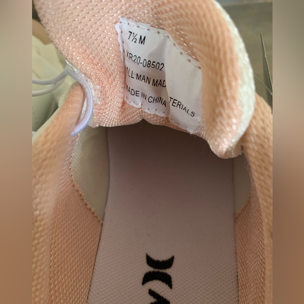 Hurley Women’s Sneakers - Picture 11 of 11
